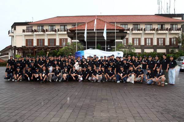 sdkt team building foto bareng jimbaran